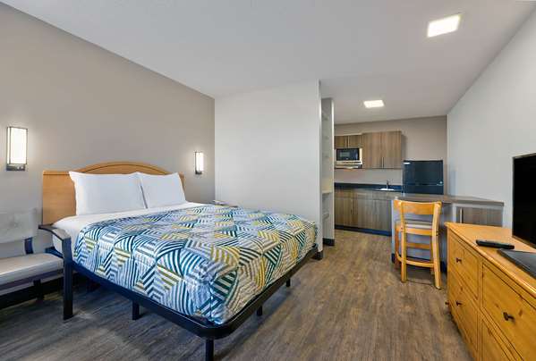  - Studio 6 Extended Stay Hotel North Richland Hills - I-820, Exit 21 & 22A