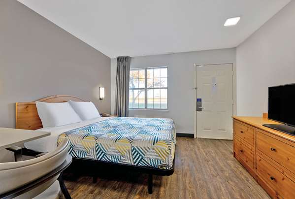  - Studio 6 Extended Stay Hotel North Richland Hills - I-820, Exit 21 & 22A