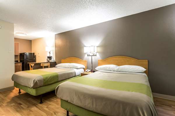  - Studio 6 Extended Stay Hotel Northwest Dallas - I-35, Exit 436A