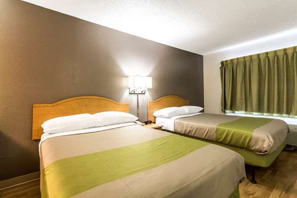  - Studio 6 Extended Stay Hotel Northwest Dallas - I-35, Exit 436A