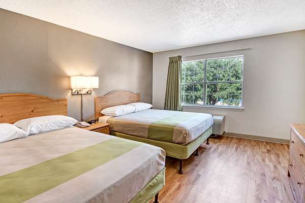  - Studio 6 Extended Stay Hotel South Arlington - I-20, Exit 449