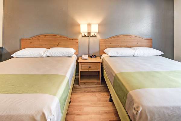  - Studio 6 Extended Stay Hotel South Arlington - I-20, Exit 449