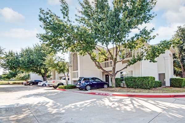 Exterior view - Studio 6 Extended Stay Hotel South Arlington - I-20, Exit 449