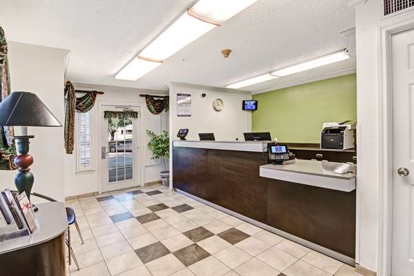  - Studio 6 Extended Stay Hotel South Arlington - I-20, Exit 449