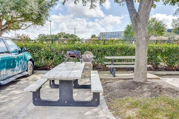 Exterior view - Studio 6 Extended Stay Hotel Hobby Airport Houston