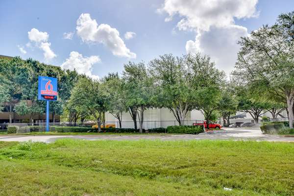 Exterior view - Studio 6 Extended Stay Hotel Hobby Airport Houston