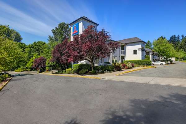 Exterior view - Studio 6 Extended Stay Hotel North Mountlake Terrace - I-5, Exit 177
