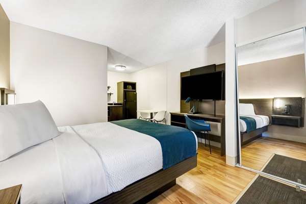  - Studio 6 Extended Stay Hotel North Mountlake Terrace - I-5, Exit 177