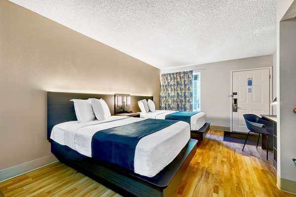  - Studio 6 Extended Stay Hotel North Mountlake Terrace - I-5, Exit 177