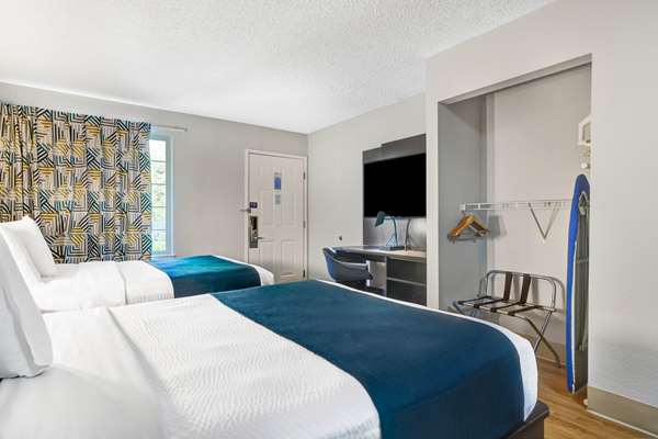  - Studio 6 Extended Stay Hotel North Mountlake Terrace - I-5, Exit 177