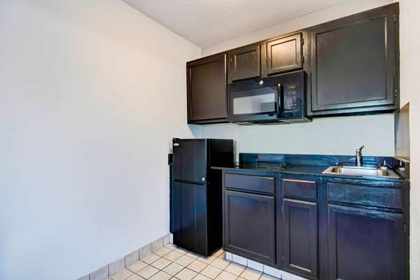 - Studio 6 Extended Stay Hotel Ocean Springs