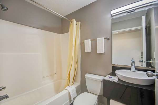  - Studio 6 Extended Stay Hotel Ocean Springs
