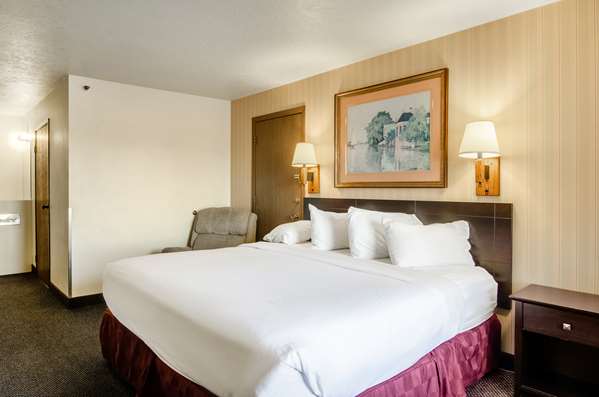  - Americas Best Value Inn & Suites Fort Collins - I-25, Exit 269