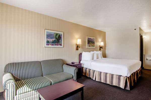  - Americas Best Value Inn & Suites Fort Collins - I-25, Exit 269