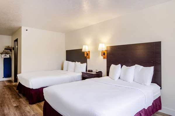  - Americas Best Value Inn & Suites Fort Collins - I-25, Exit 269