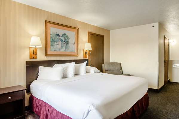  - Americas Best Value Inn & Suites Fort Collins - I-25, Exit 269