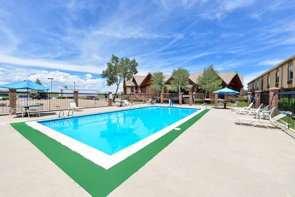 Pool - Americas Best Value Inn & Suites Fort Collins - I-25, Exit 269