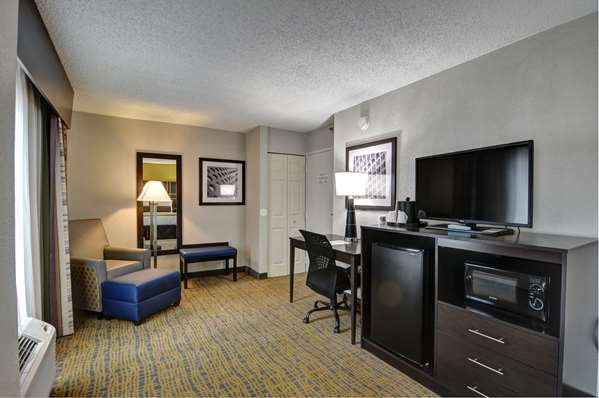  - Best Western Plus Hanes Mall Hotel - I-40, Exit 190