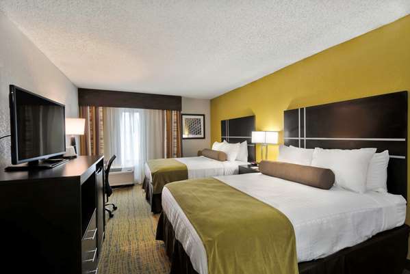  - Best Western Plus Hanes Mall Hotel - I-40, Exit 190