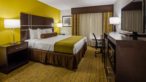  - Best Western Plus Hanes Mall Hotel - I-40, Exit 190