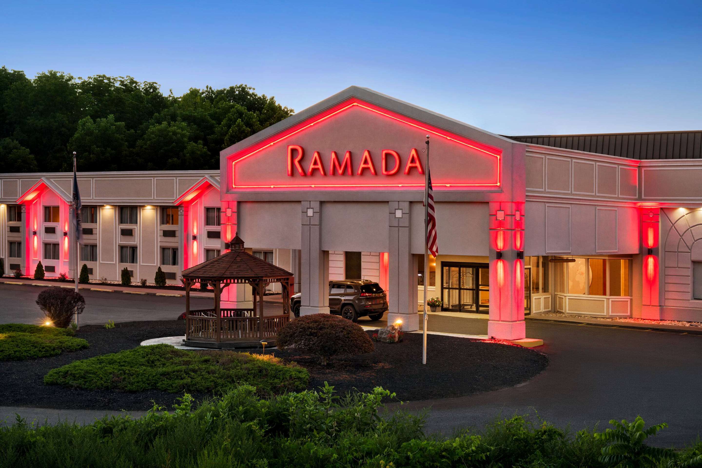 Exterior | Ramada by Wyndham Whitehall/Allentown