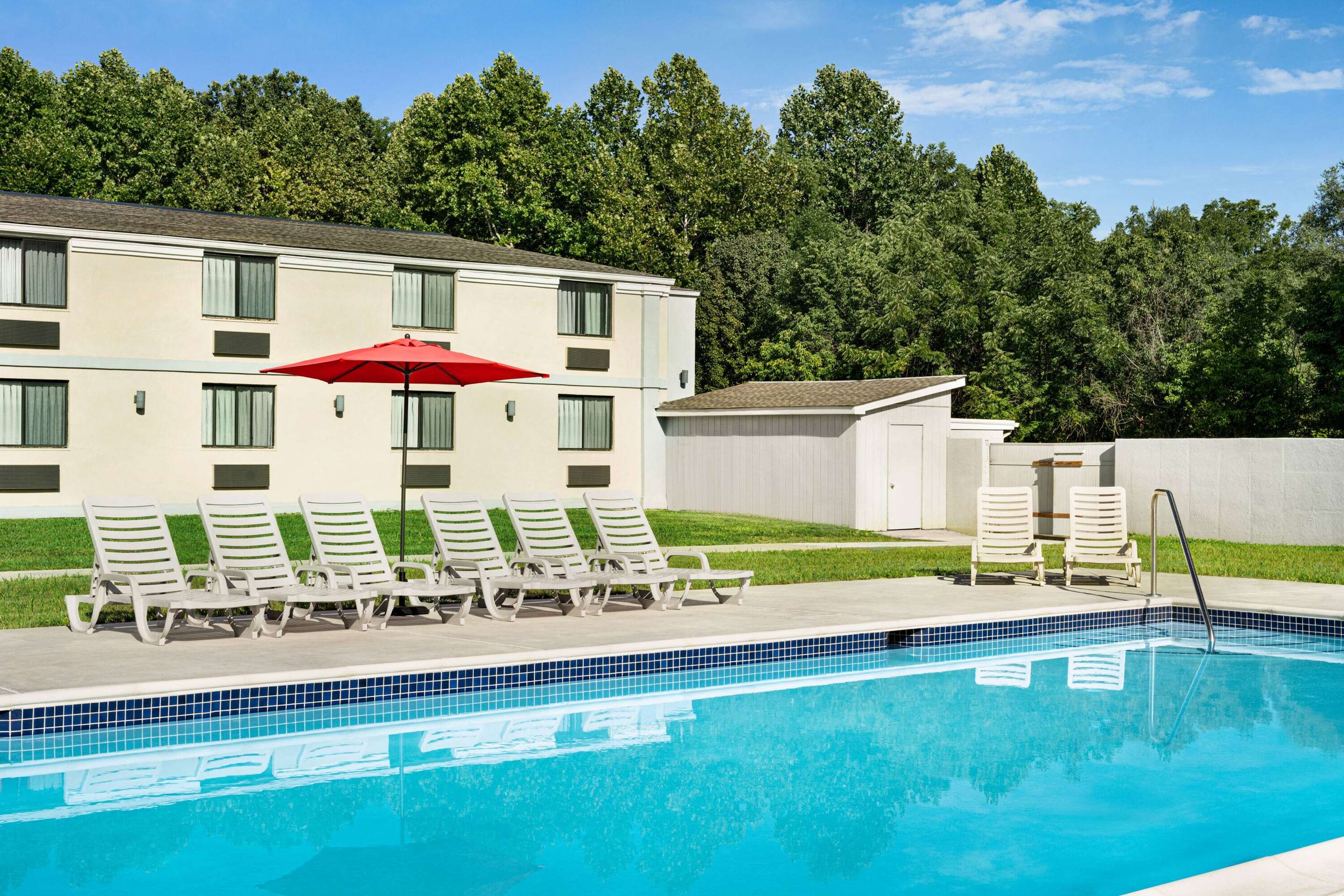 Pool | Ramada by Wyndham Whitehall/Allentown