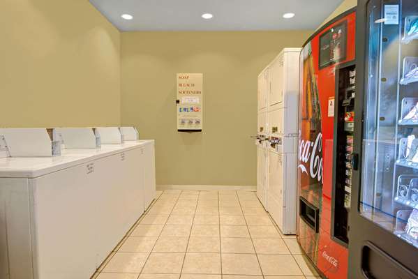  - Ramada Suites El Paso - I-10, Exit 29