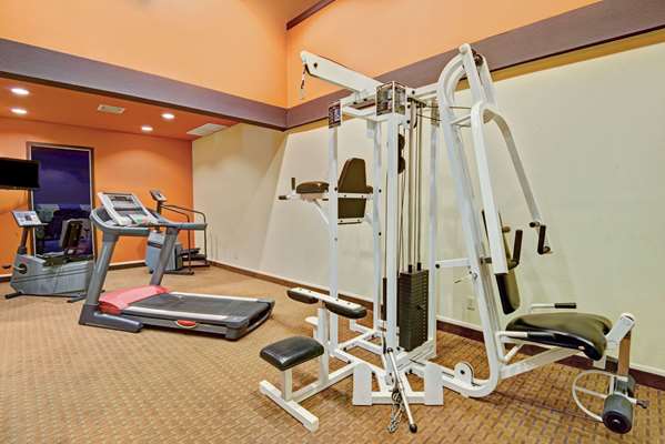  - Ramada Suites El Paso - I-10, Exit 29