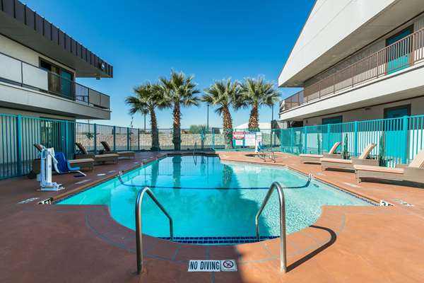 Pool - Ramada Suites El Paso - I-10, Exit 29