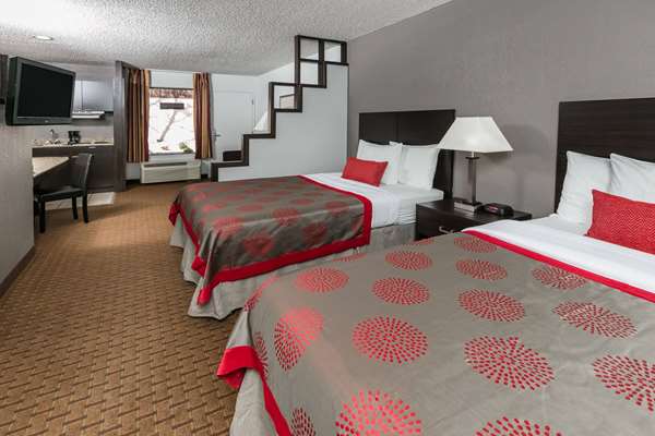  - Ramada Suites El Paso - I-10, Exit 29
