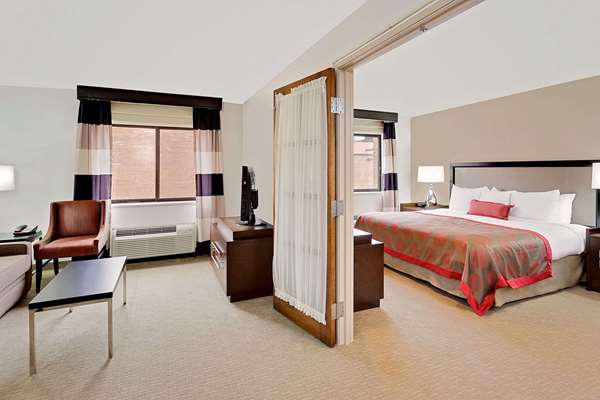 Suite - Ramada Inn Marquette