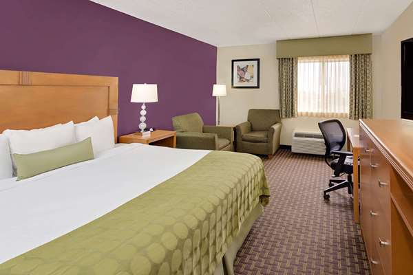  - Ramada Inn Marquette