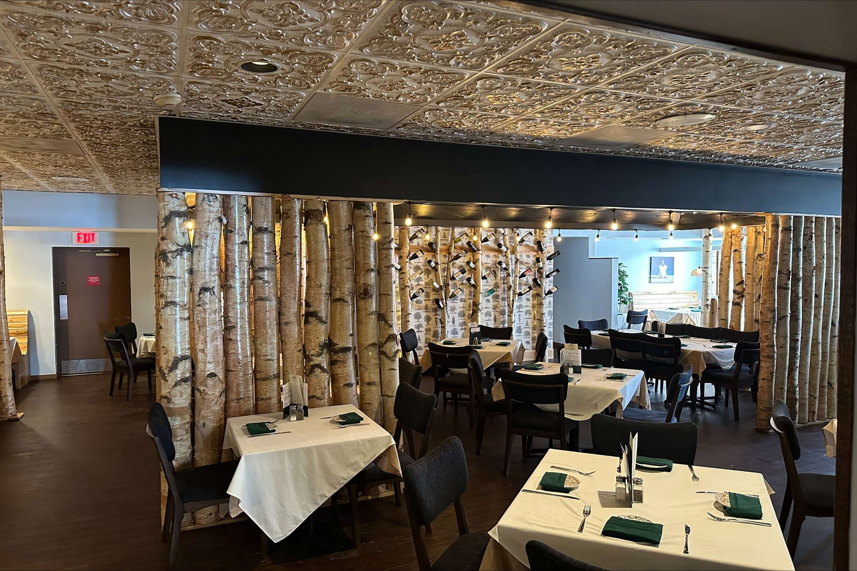 Restaurant | Ramada by Wyndham Marquette
