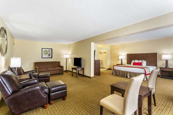 Suite - Ramada Inn Houma