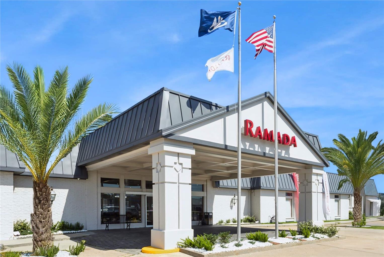 Ramada Houma