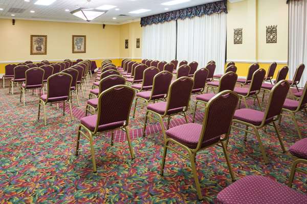  - Ramada Inn Wytheville - I-77, Exit 41