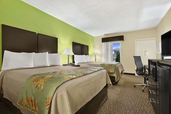  - Quality Inn Tunnel Road Asheville - I-240, Exit 7