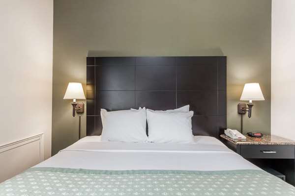  - Ramada Inn Newburgh - I-87, Exit 17