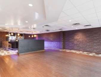 Bar - Ramada Inn Newburgh - I-87, Exit 17