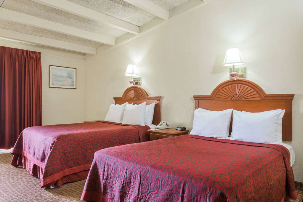 DAYS INN BY WYNDHAM, OCALA NORTH, photo 3