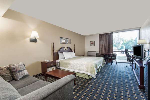  - Days Inn Vernon - I-84, Exit 65