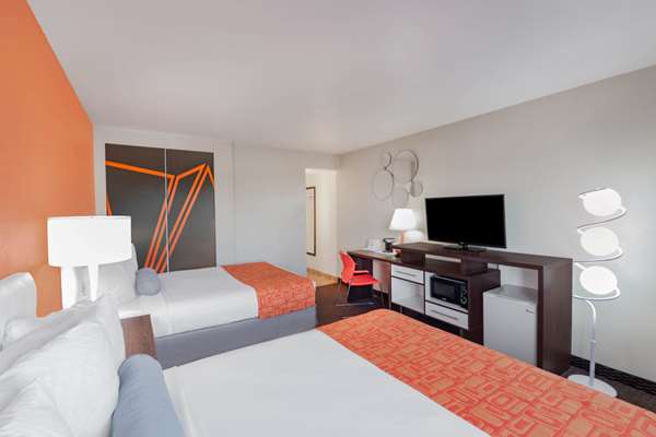  - Howard Johnson Inn Flagstaff