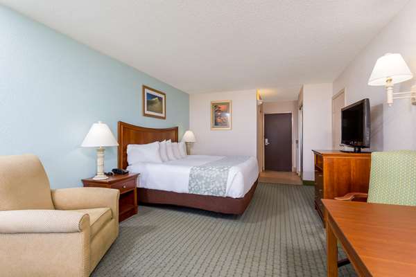  - Ramada Plaza Hotel Kill Devil Hills