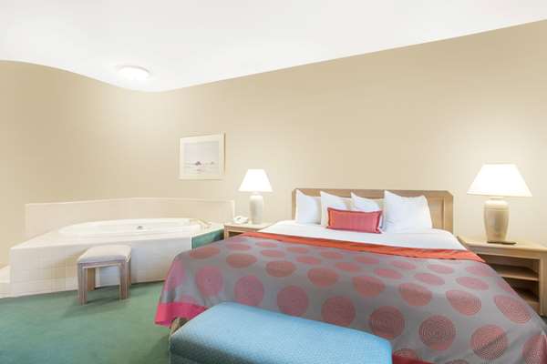  - Ramada Inn St George - I-15, Exit 8