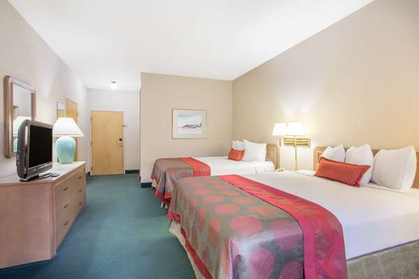  - Ramada Inn St George - I-15, Exit 8