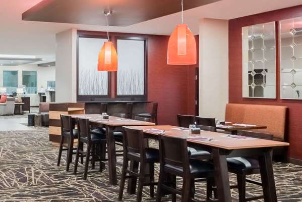 Restaurant - Ramada Inn Grand Forks - I-29, Exit 141