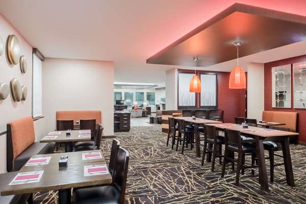 Restaurant - Ramada Inn Grand Forks - I-29, Exit 141