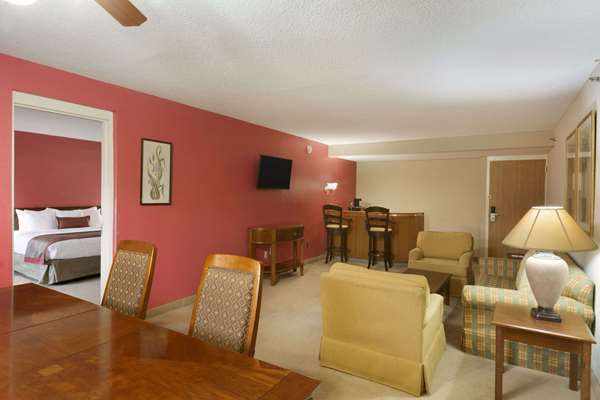 Suite - Ramada Inn Blue Ridge Raleigh