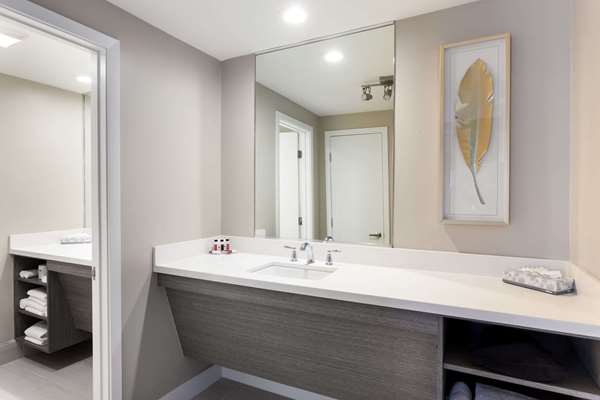  - Ramada Inn Kearny Mesa San Diego