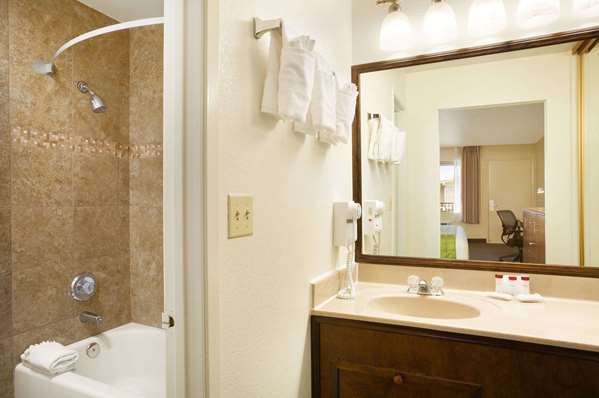  - Ramada Inn Kearny Mesa San Diego
